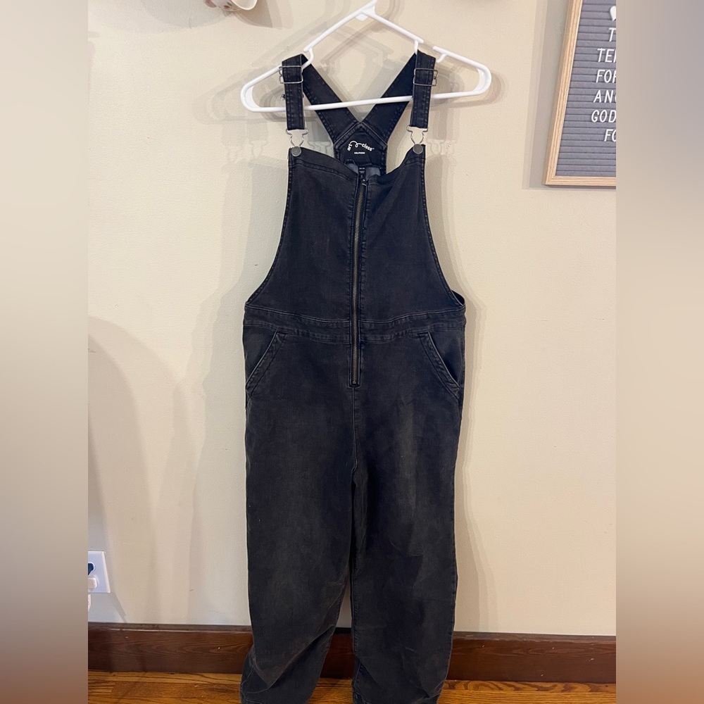 Black stretchy overalls